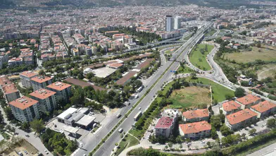 Dünya Mimarlar Günü’nde Manisa için sosyal konut mesajı