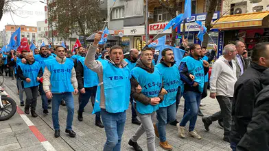 Soma Termik'te faaliyet durdu: İşçiler yürüyüş yaptı