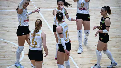 Lider Vestel Manisa BBSK Eczacıbaşı deplasmanında