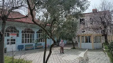 Kula’da 450 yıllık camii asırlara meydan okuyor