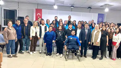 Milli sporcular iftarda buluştu