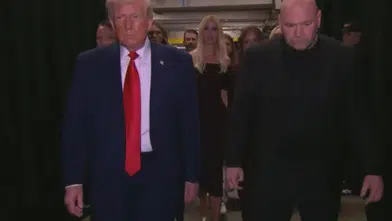 İslamabad'da barış sağlanmazken Trump bakın nerede görüntülendi