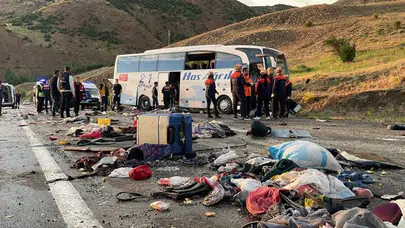 Otobüs kazasında ölenlerin kimlikleri tespit edildi