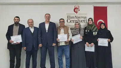 İlim Yayma Cemiyeti Manisa Şubesi’nden Gazze Hayır Çarşısı gönüllülerine teşekkür