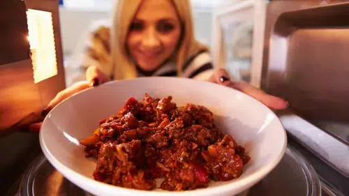 Mikrodalgada ısıtamayacağınız şeyler açıklandı