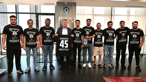 Dutlulu “Şehrimizin takımı Manisaspor’u daha ileriye taşıyacağız”