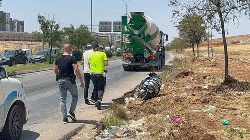 Beton mikseri anne ve oğlu ayırdı