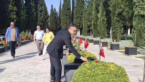 Kaymakam Ünal KOÇ’tan Soma Maden Şehitliğine Ziyaret