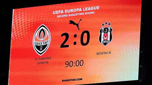 Siyah Beyazlılar Avrupa liginden elendi! Shakhtar maçının ardından usta isimden sert eleştiri geldi