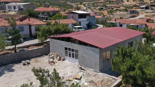 Saruhanlı'nın o mahallesinde düğünler hava koşullarına takılmayacak!