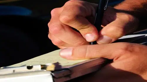 Belediyeden alkışlanacak hareket: Yere tükürene ceza!