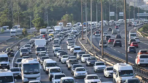 Mega kentte yoğun trafik!