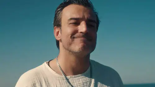 Türk şarkıcı Azerbaycan konserini iptal etti!