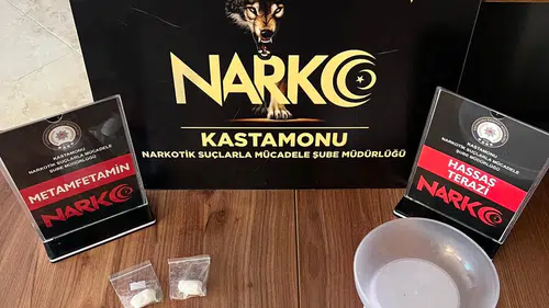 Polisten uyuşturucu operas