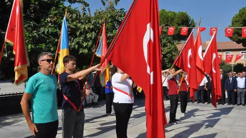 Manisa ilçelerinde 30 Ağustos coşkusu