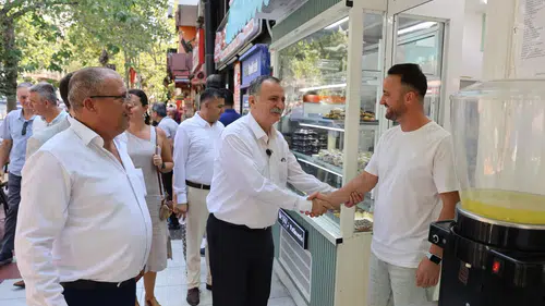 Başkan Balaban esnafın dertlerini dinledi