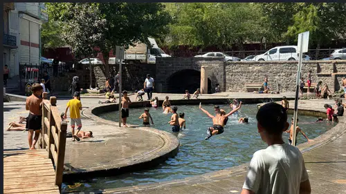 Çocukların tehlikeli serinleme yöntemi