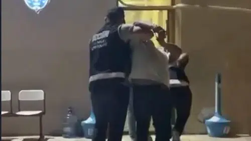 Eğlence mekanında silahlı kavga: 2 yaralı, 2 gözaltı