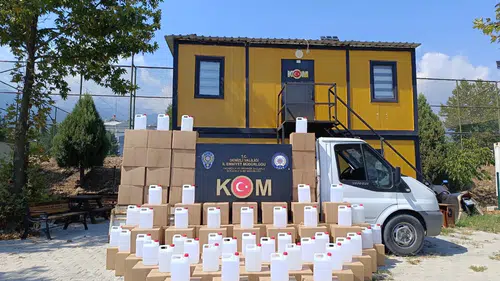 2 bin litre kaçak alkol ele geçirildi