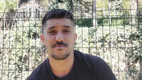 Arkadaşı tarafından kafasından vuruldu