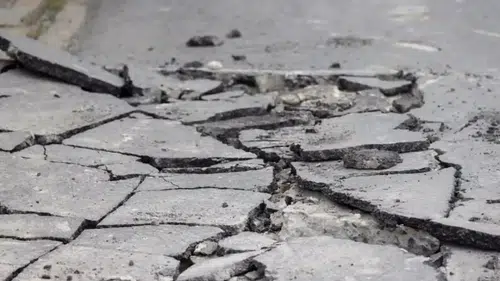 O ülkede 7.5 büyüklüğünde deprem! Tsunami alarmı verildi