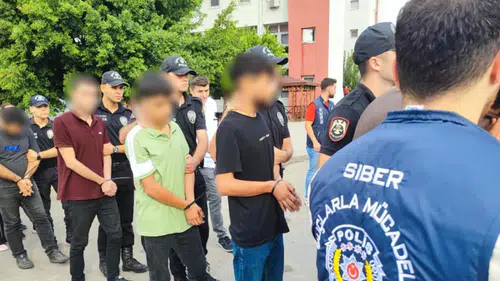 Polisten bahis çetesine büyük darbe!
