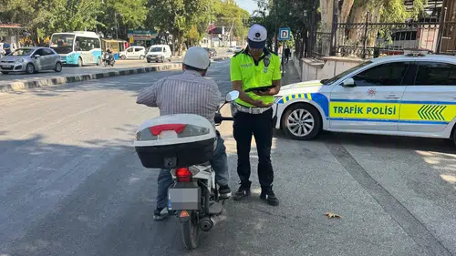 Manisa'da motosiklet denetiminde ceza yağdı