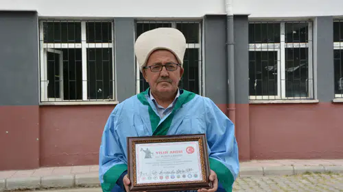 39 yıllık radyatör ustası yılın ahisi seçildi