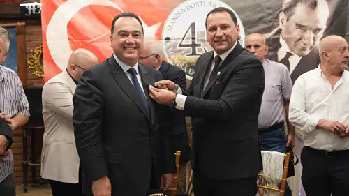 MANİSA DOSTLAR MECLİSİ BAŞKAN BESİM DUTLULU’YU AĞIRLADI