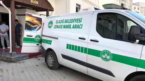 Evinde eşiyle birlikte gördüğü kişiyi öldüren başkomiser serbest