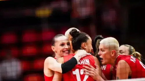 JAPONYA TÜRKİYE YARI FİNAL MAÇI hangi kanalda? Filenin Sultanları Japonya ile karşı karşıya! Hedef final!