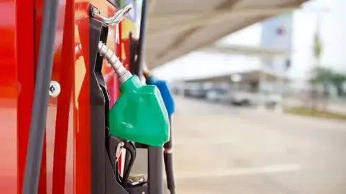 Benzin tabelaları yeniden değişebilir! Gözler pazartesi gecesinde