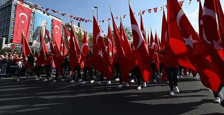 29 Ekim Cumhuriyet Bayramı Mesajları 2026: Kısa, Anlamlı, Duygusal ve Atatürk’lü Sözler