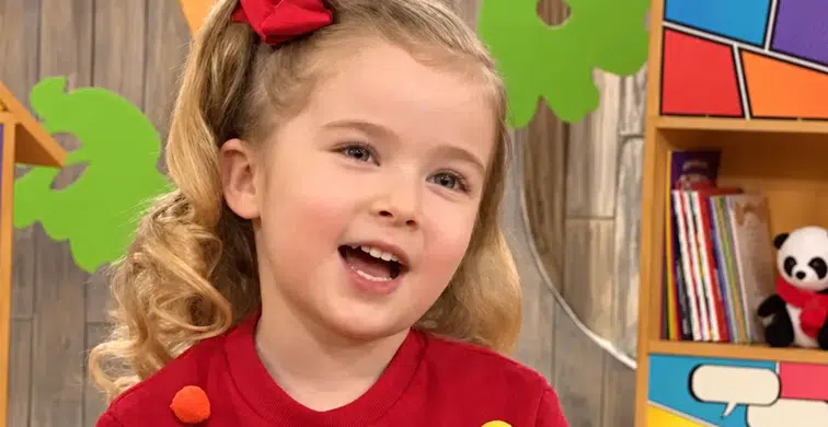 “Kutu Bebek” Ebrar Demirbilek yıllar sonra ortaya çıktı! Yeni proje müjdesi