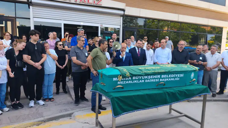 Hayatını kaybeden hastane çalışanına son veda