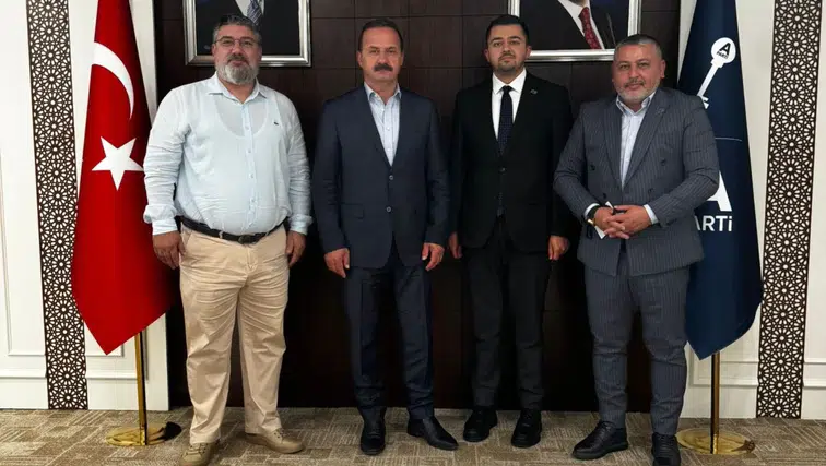 Başkan Dinç'ten Genel Başkan Yavuz Ağıralioğlu'na ziyaret