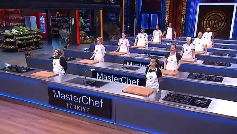 26 Temmuz MasterChef ana kadrosuna giren 9. isim belli oldu mu? Gözler şeflerin kararında