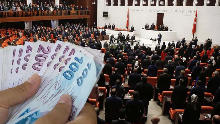 Meclis'te yoğun hafta! En düşük emekli maaşı gündeme gelecek