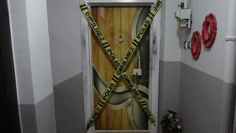 Yatalak annesine yemek yapıyordu: Mutfakta öldürüldü!