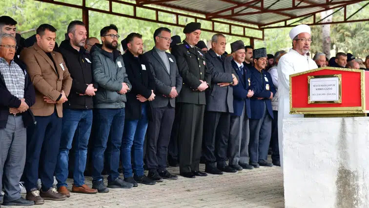 Kıbrıs gazisi kalbine yenik düştü