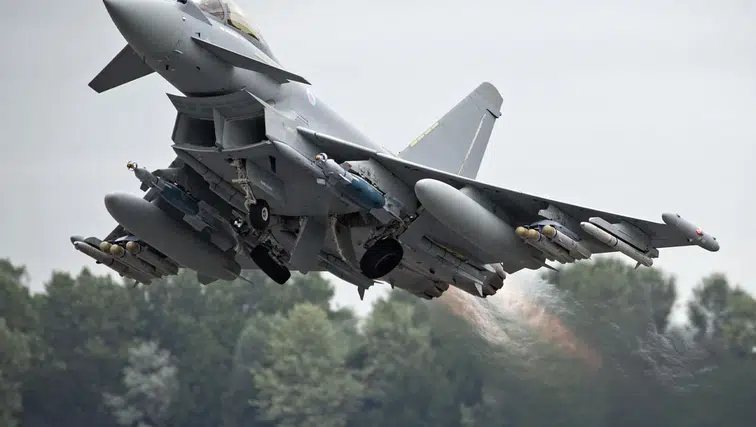 Eurofighter için imzalar atılıyor