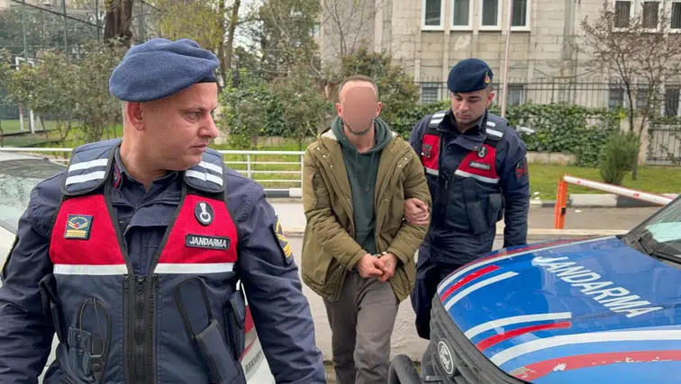 Define ararken yakalandı, hırsızlıktan gözaltına alındı