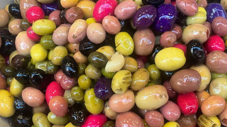 Karı kocanın zeytin kavgasından "Osmanlı karışımı" çıktı