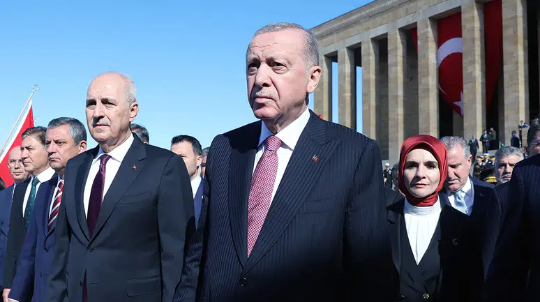 Cumhurbaşkanı Erdoğan Anıtkabir'de