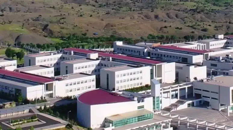 O üniversitede iki gözde bölüm öğrencisiz kaldı