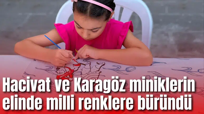 Hacivat ve Karagöz milli renklere büründü