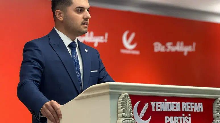 Yeniden Refah Partisi Manisa İl Başkanı Enes İzci oldu