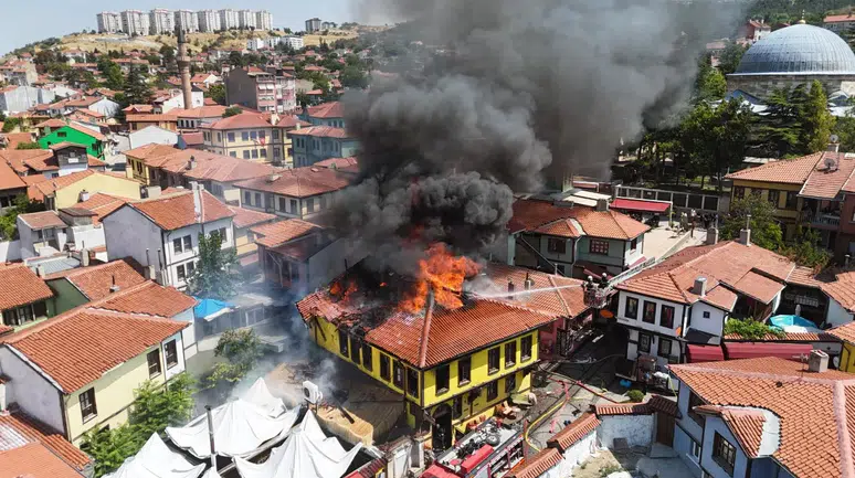 Odunpazarı Evleri'nde korkutan yangın