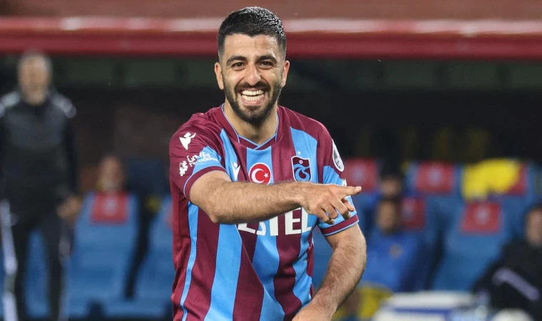 Trabzonspor Taraftarlarından Umut Bozok'a Galatasaray Tepkisi