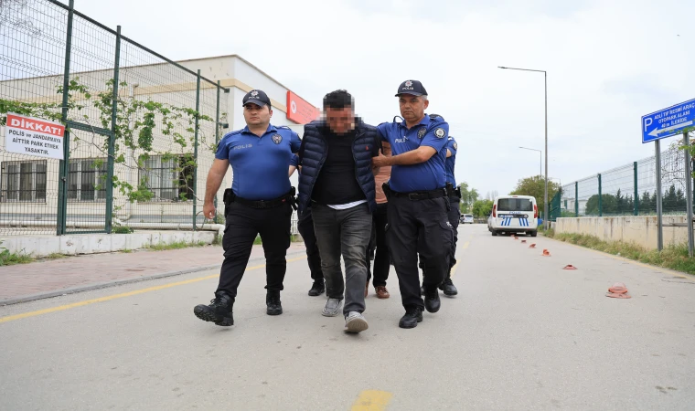 Tutuklanan CHP'li Belediye Temizlik İşleri Müdürünün suç kaydı kabarık çıktı